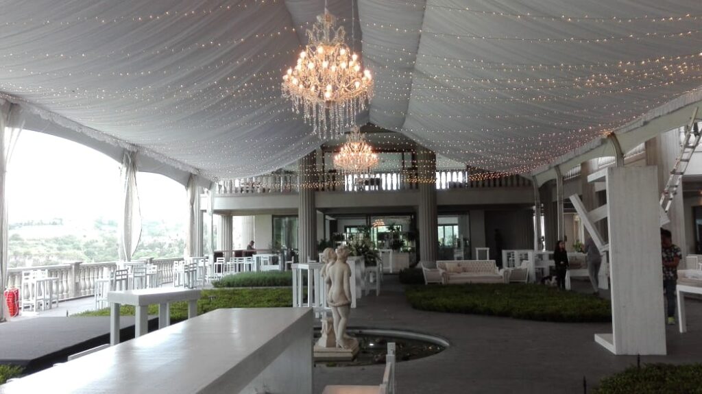 Renta de carpa de lujo para eventos