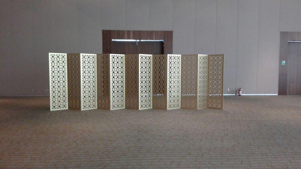 renta mamparas muros para eventos